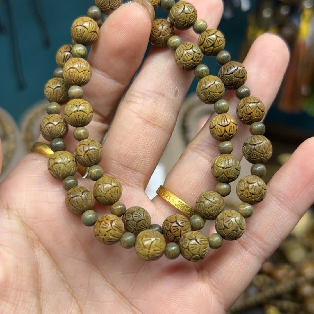 维腊木（绿檀）无事牌
