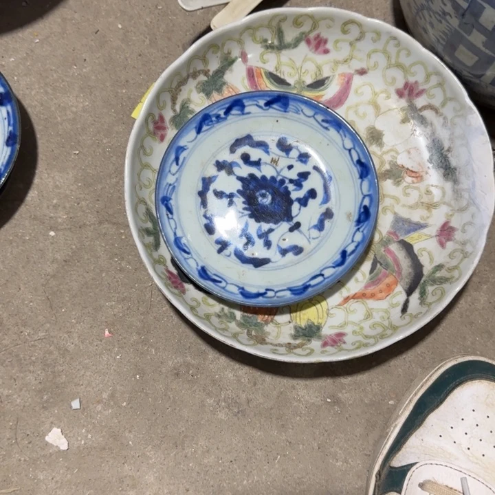宁***。琉璃手工艺品黄澄澄