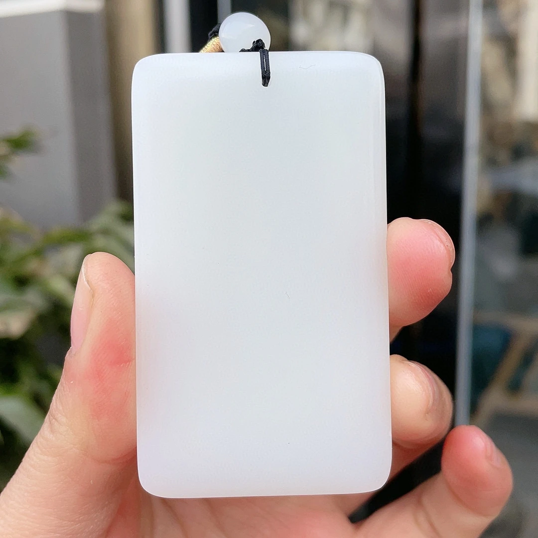 267748玉美人小程和田玉山料白玉平安牌挂件