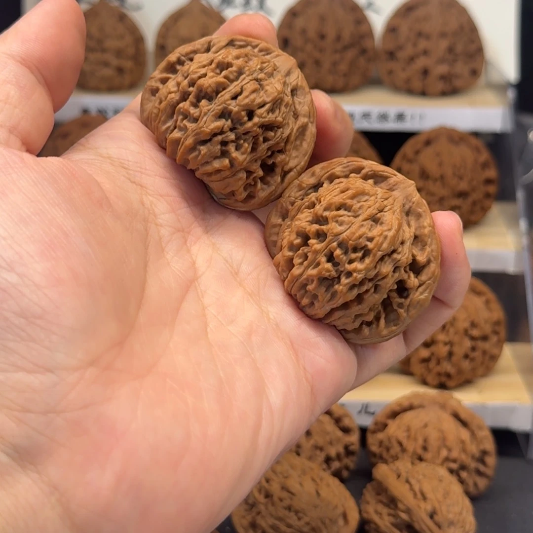 摩***隆文玩核桃把件42尺四座楼一对