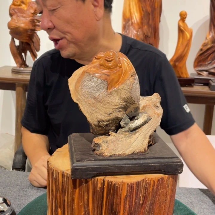柏木（崖柏）弥勒摆件
