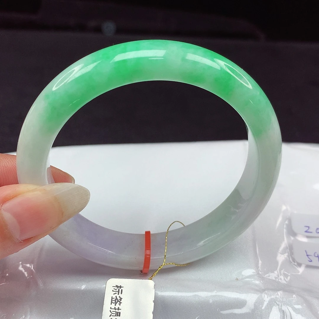 翡翠手镯未镶嵌59圈202