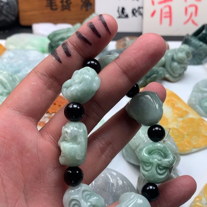 翡翠未镶嵌颈饰保真天然a货翡翠