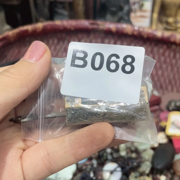 吕***布瓷片直播间火爆热卖