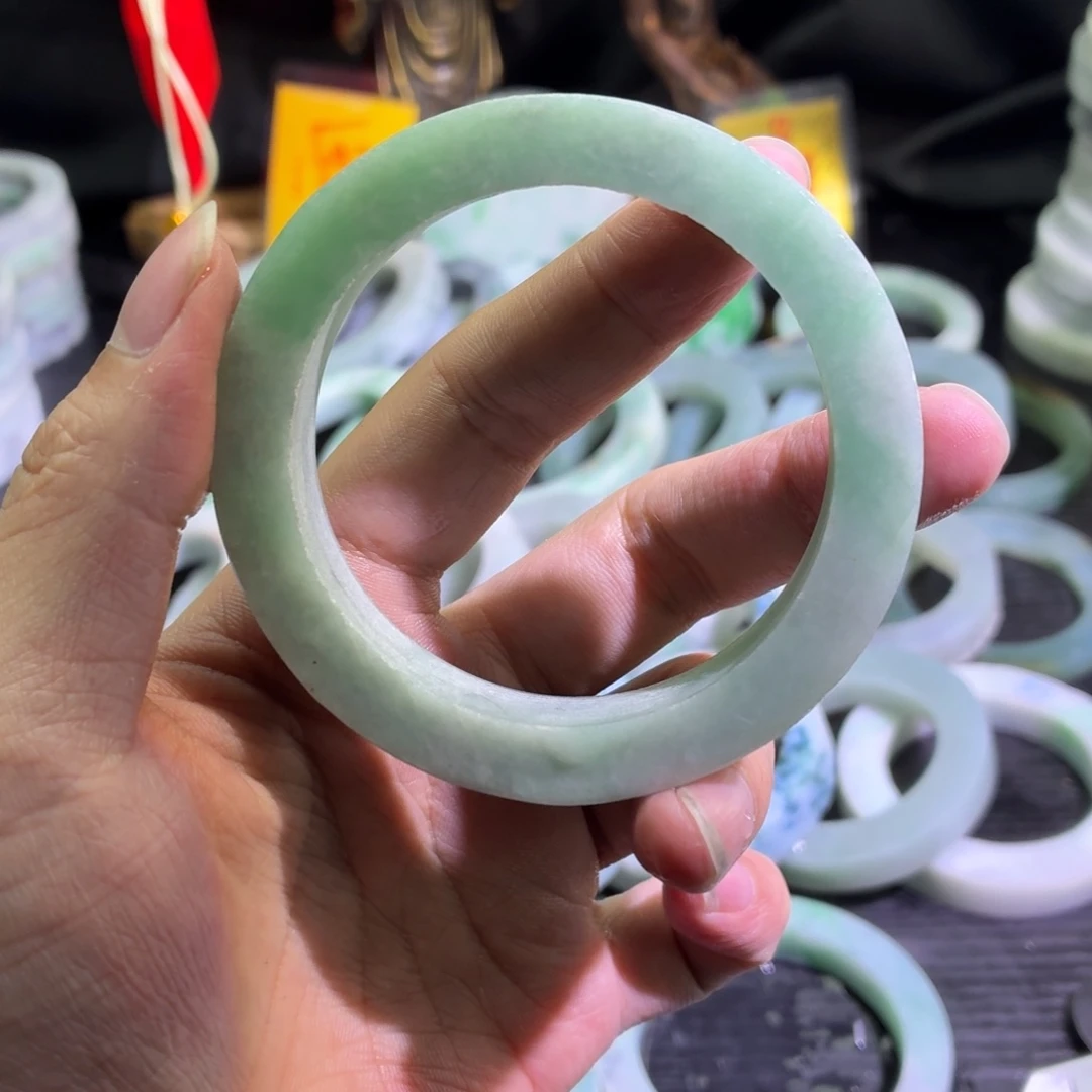 定制翡翠未镶嵌天然翡翠A货毛胚手镯定制