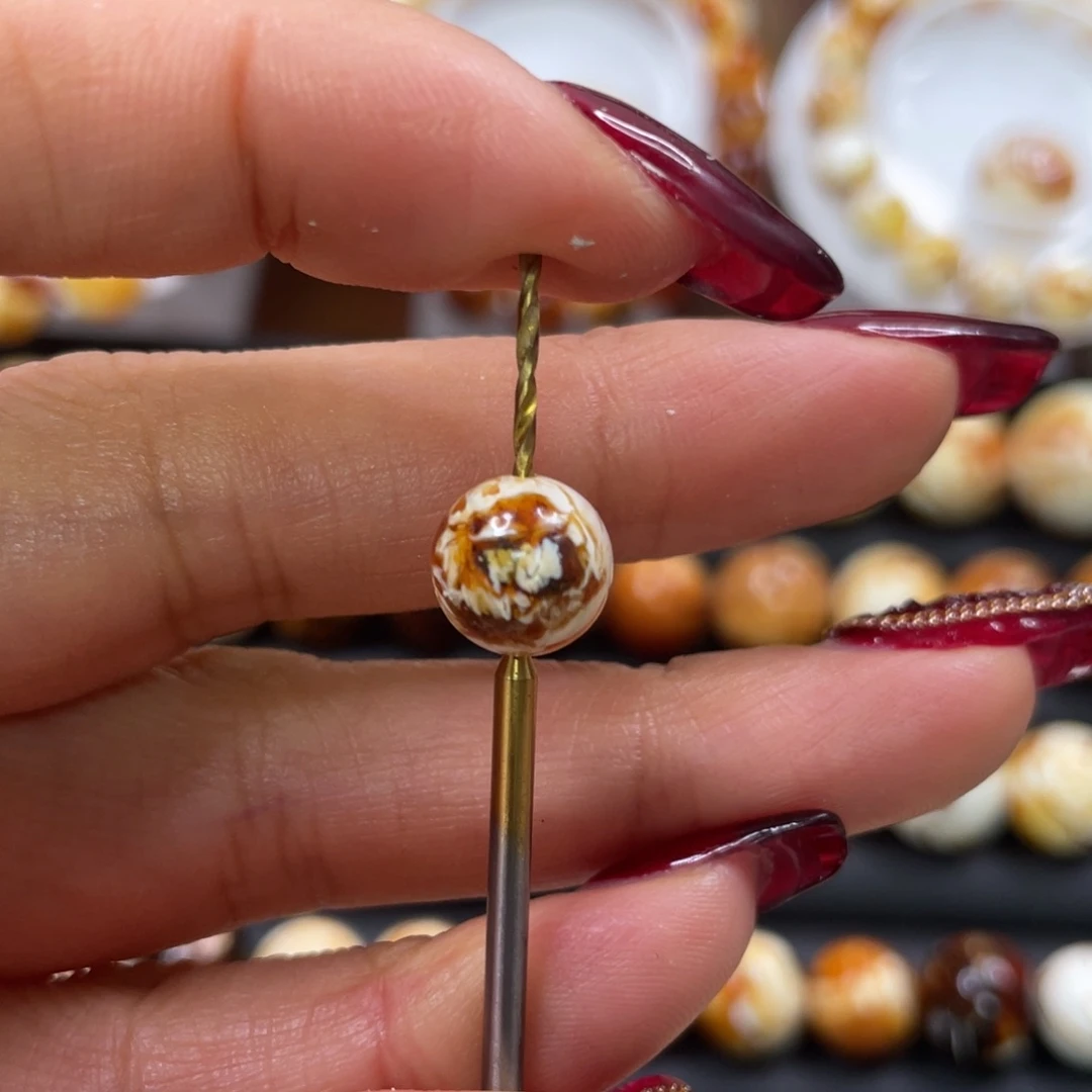 琥珀裸石未镶嵌蜜蜡