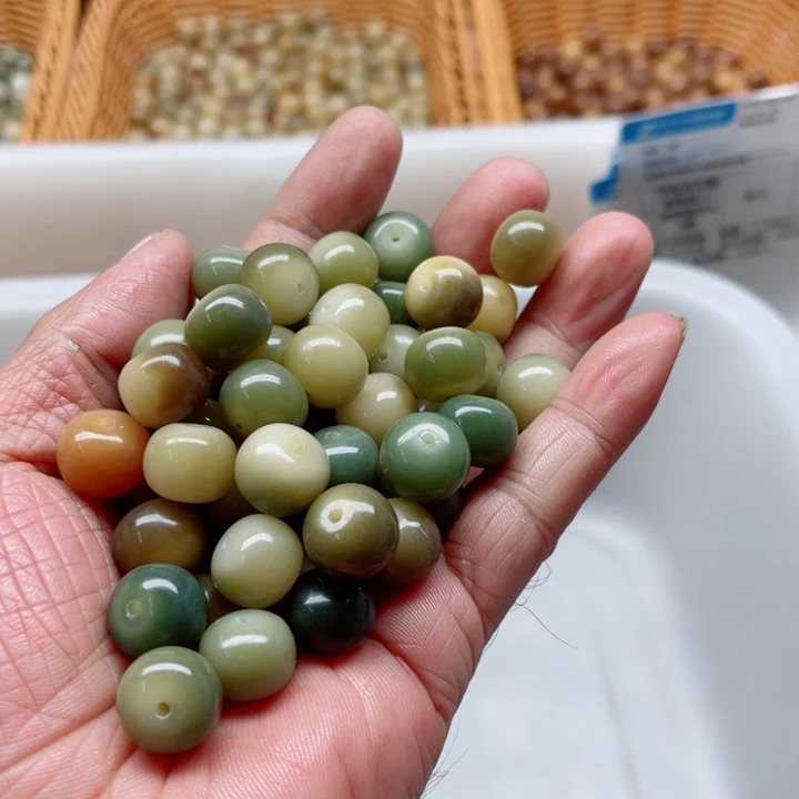 吊坠白玉菩提瑕疵13-11青提苹果飘花60