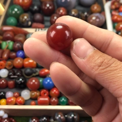 玛瑙/玉髓颈饰未镶嵌时****活