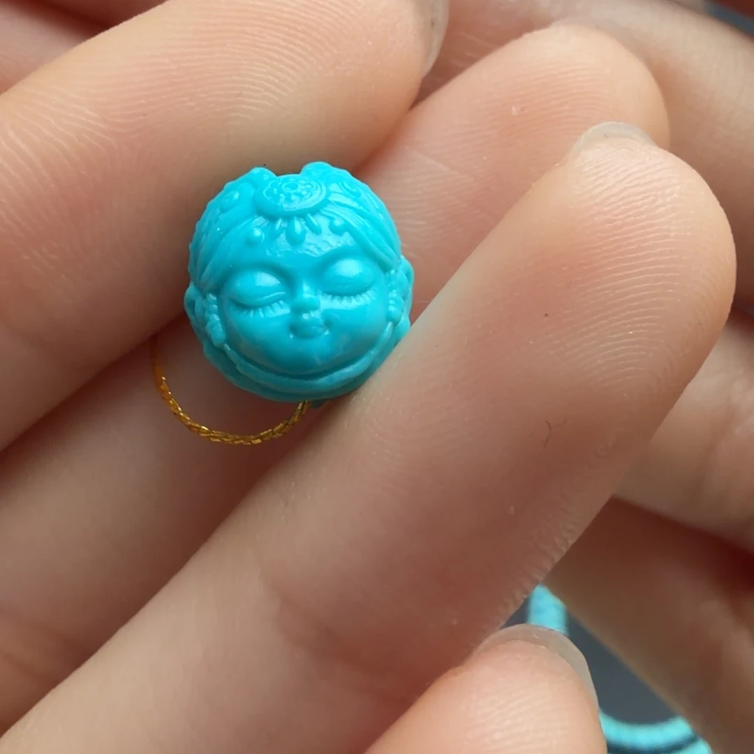 绿松石未镶嵌颈饰