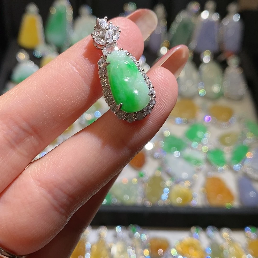 翡翠银S925镶嵌颈饰天然翡翠