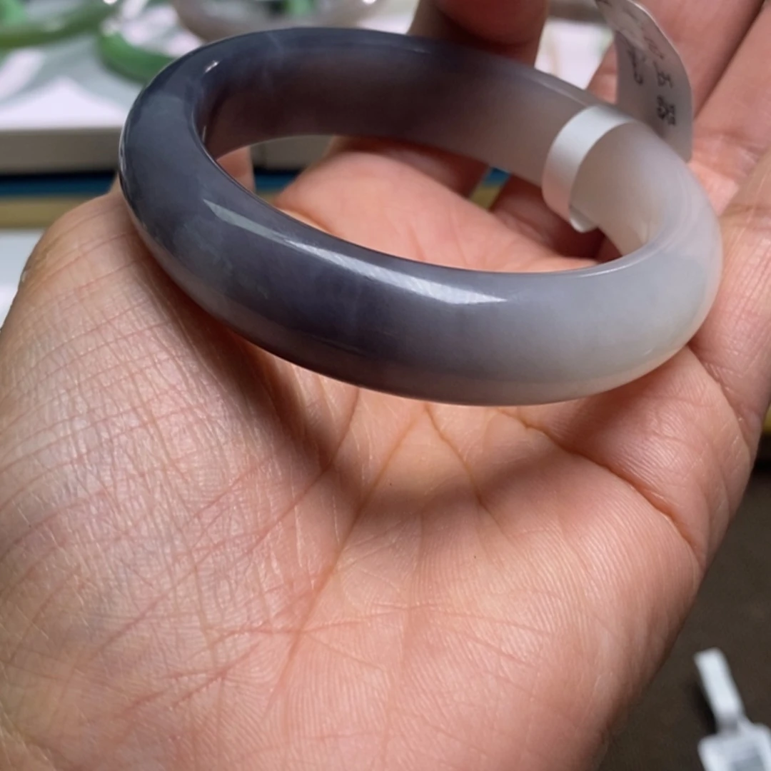 【闪购商品】和田玉手镯未镶嵌