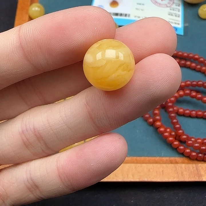 未镶嵌琥珀裸石天然a40