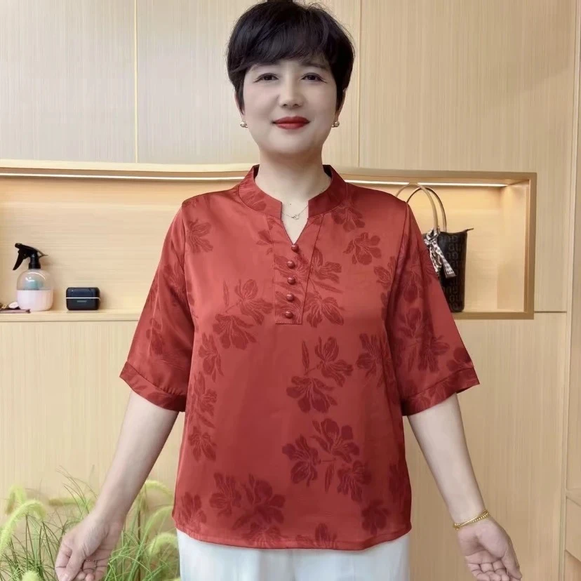 新款夏季薄款凉凉上衣大码宽松时尚V领扣子中老年妈妈T恤短袖上衣