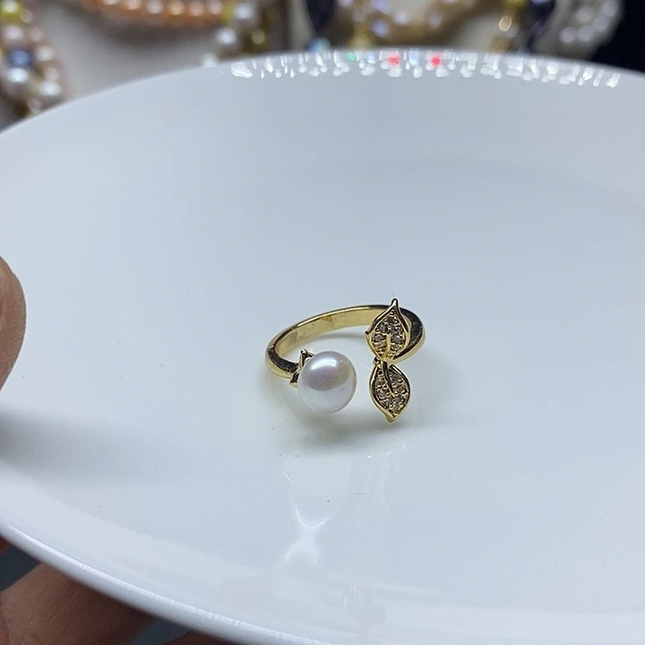 颈饰淡水珍珠未镶嵌