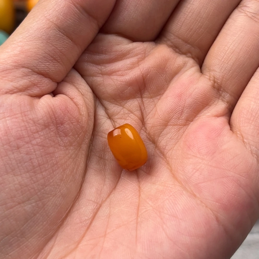 C***n蜜蜡未镶嵌颈饰老蜜蜡