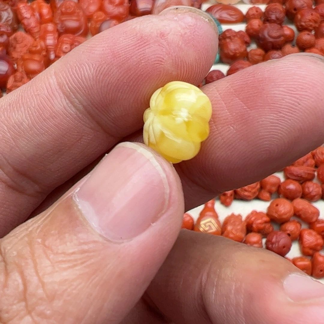 南红玛瑙未镶嵌配饰