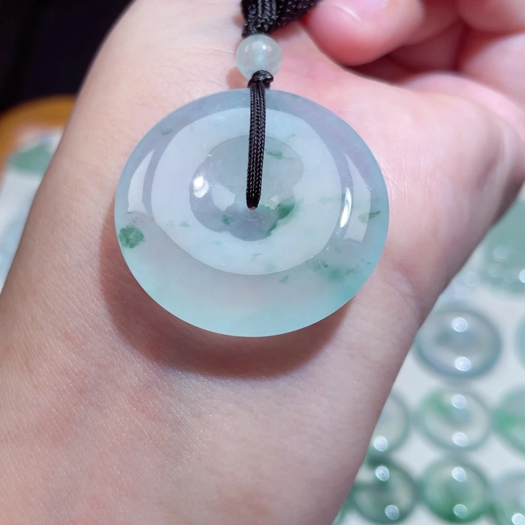 颈饰未镶嵌翡翠扣子