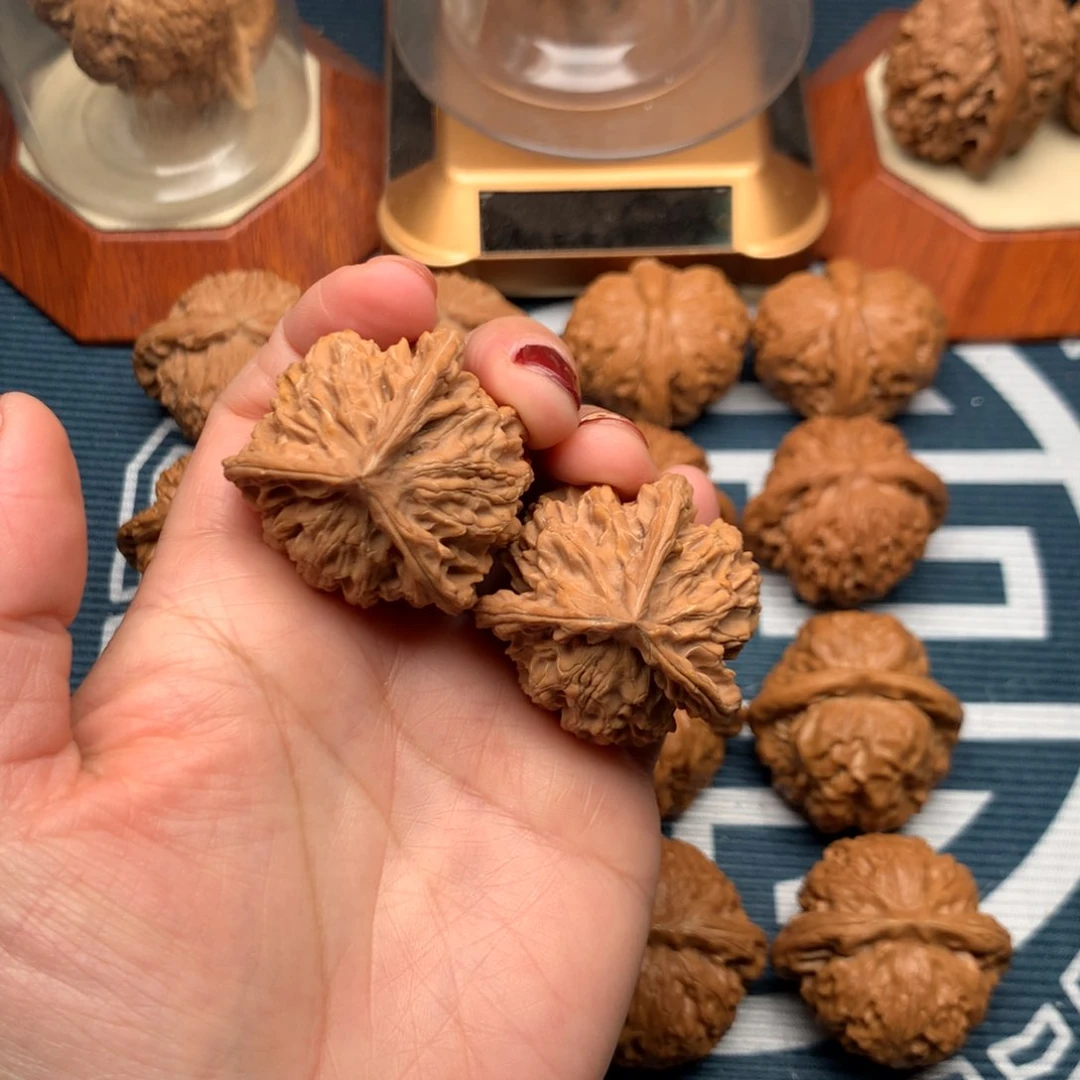 文玩核桃把件h*e盘山三棱