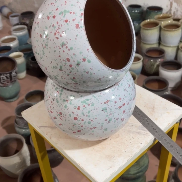 紫砂花盆口径14高度16两只正品