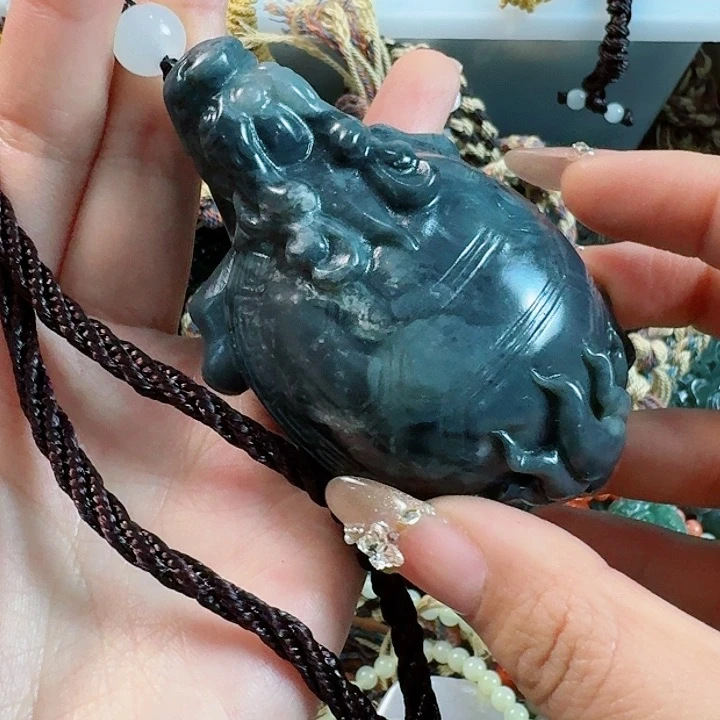 和田玉挂件未镶嵌