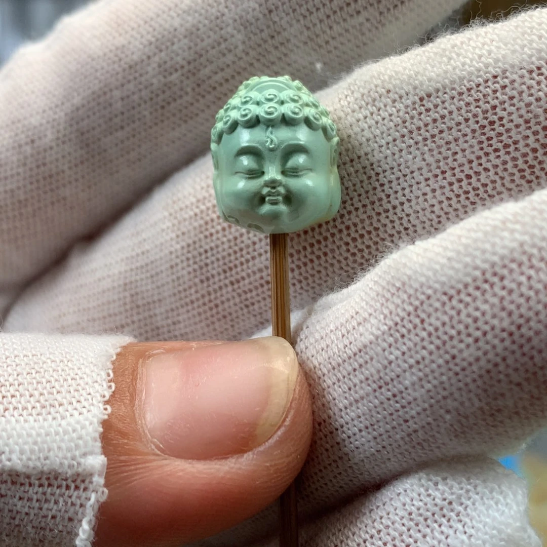 绿松石未镶嵌挂件