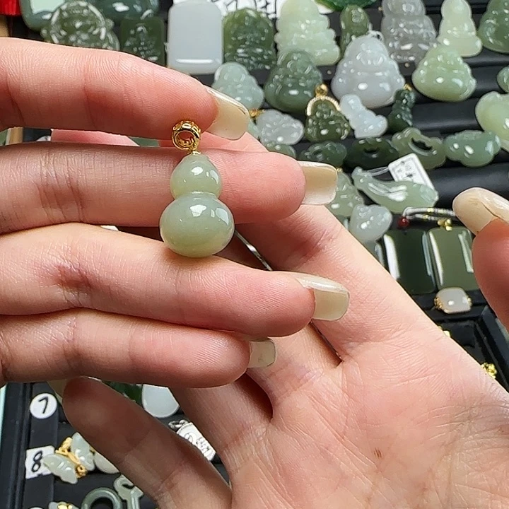 颈饰银S925镶嵌和田玉