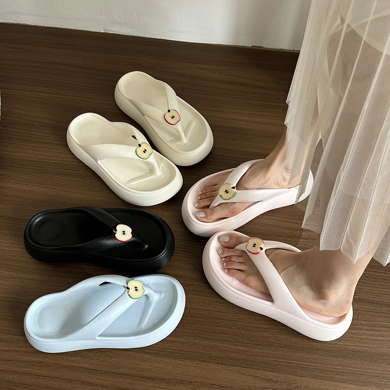 网红厚底增高可爱卡通人字拖女夏外穿2025新款休闲沙滩夹脚凉拖鞋