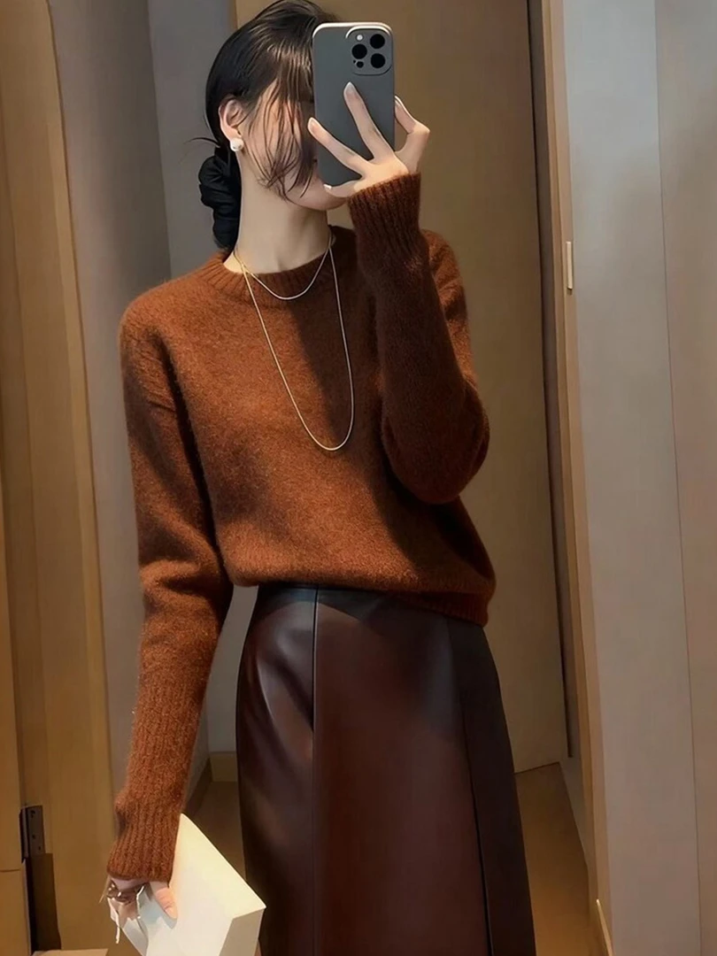 绝美巨好看百搭棕色圆领套头毛衣女款2025新款冬季可外穿内搭上衣