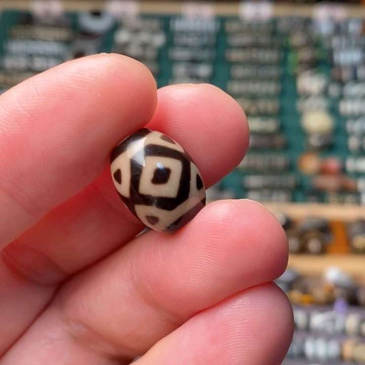 未镶嵌玛瑙/玉髓珠宝半成品