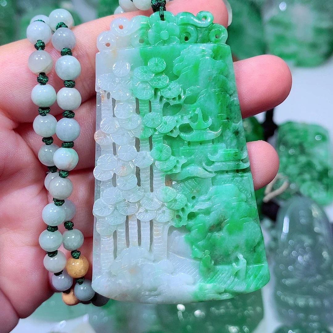 吊坠(不含链)未镶嵌翡翠