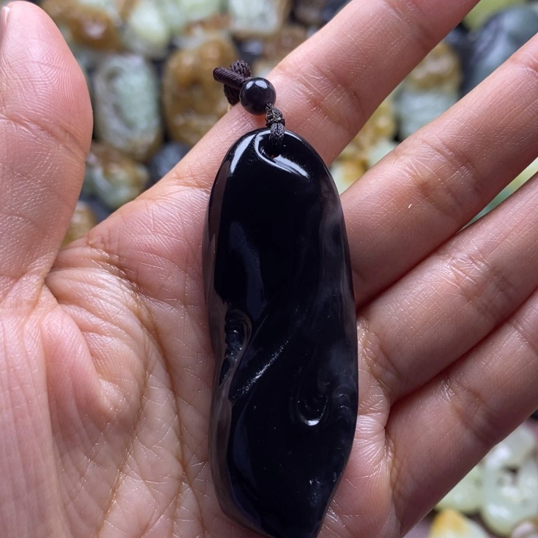 吊坠(不含链)未镶嵌和田玉（糖玉）