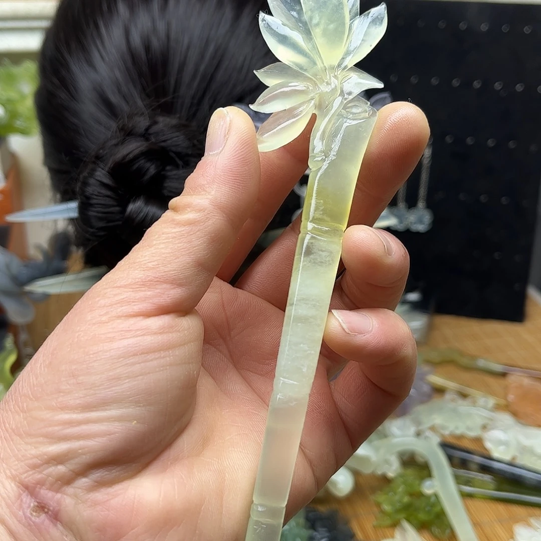 蛇纹石玉未镶嵌岫玉