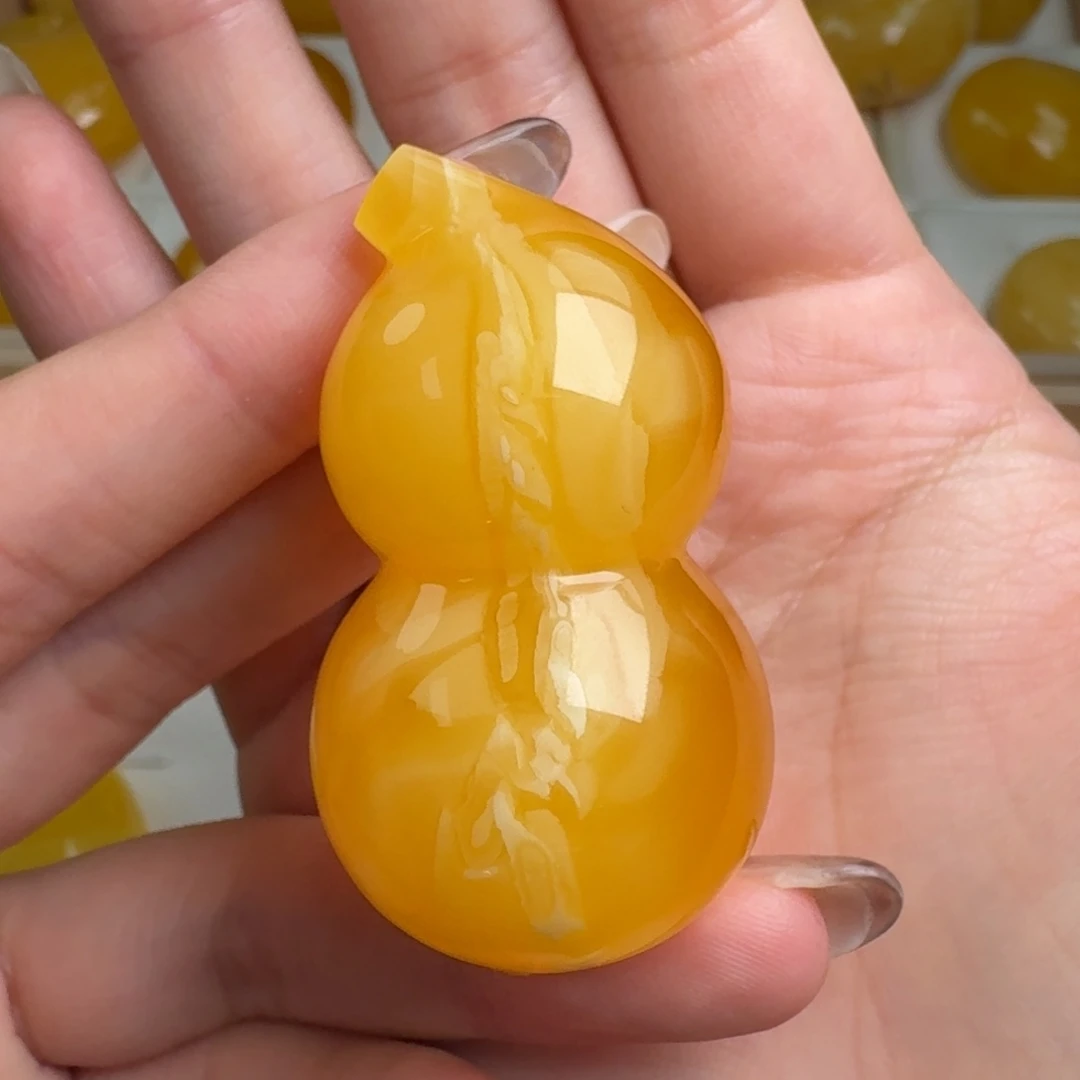 蜜蜡未镶嵌吊坠(不含链)无优化无烤色无补胶无覆膜无辐照无煮蜜