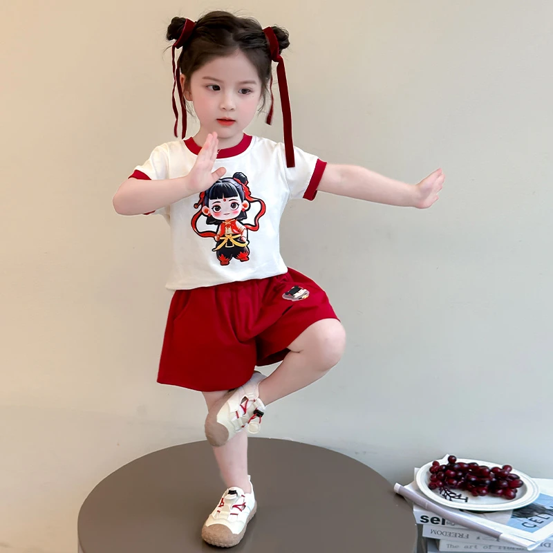 女小童后背蝴蝶结哪吒闪灯发光短袖套装2025女宝宝休闲短裤两件套