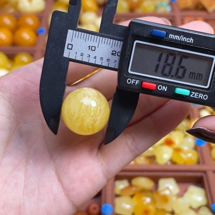 蜜蜡未镶嵌珠宝奇石满蜡虎皮千层妖花圆珠