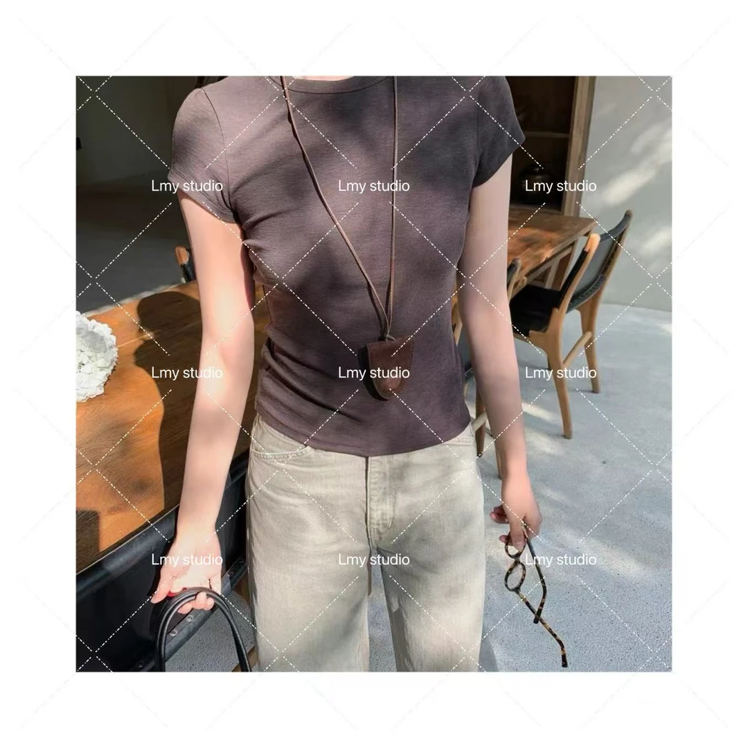 穿搭尽头的高级极简软糯亲肤魔力Tee