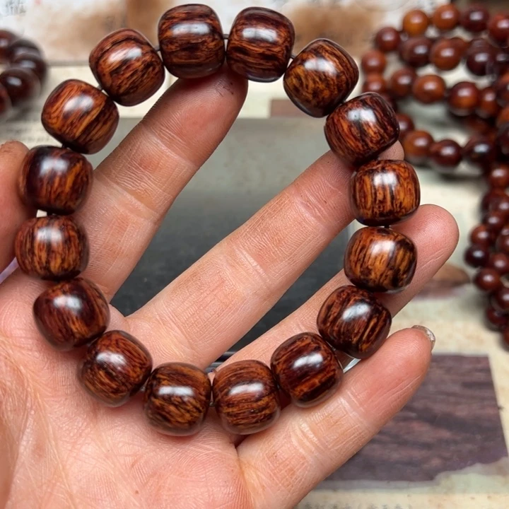 藤类海南红降1314老型黑金底天花板