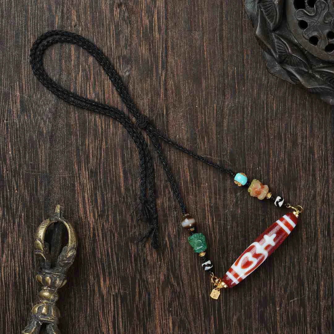 云丹拉姆丨XY红肉宝瓶莲花心天珠锁骨链多样性发其一约58*12.5MM