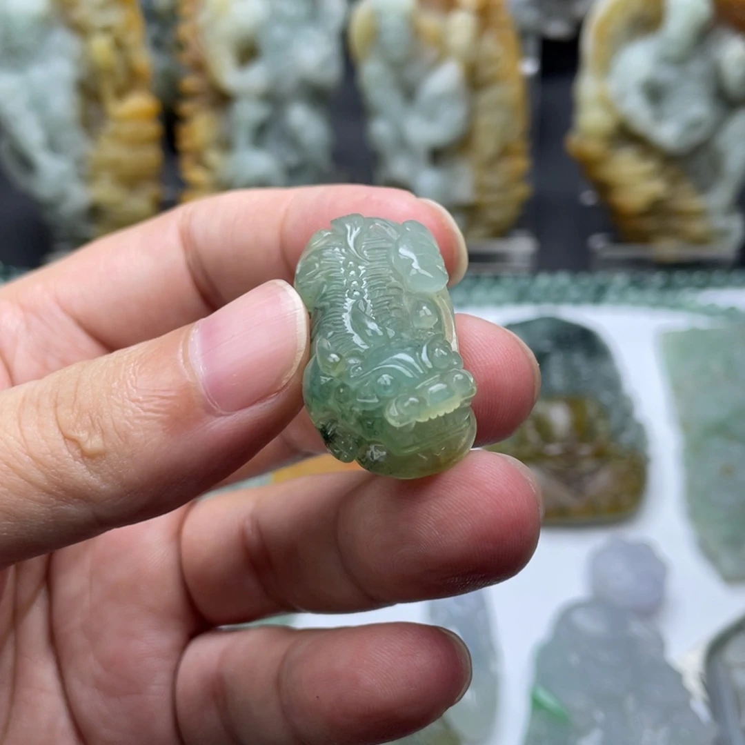 未镶嵌定制翡翠貔貅