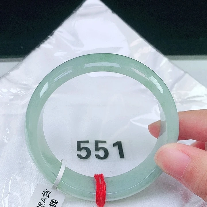 翡翠未镶嵌手镯（圆镯）59