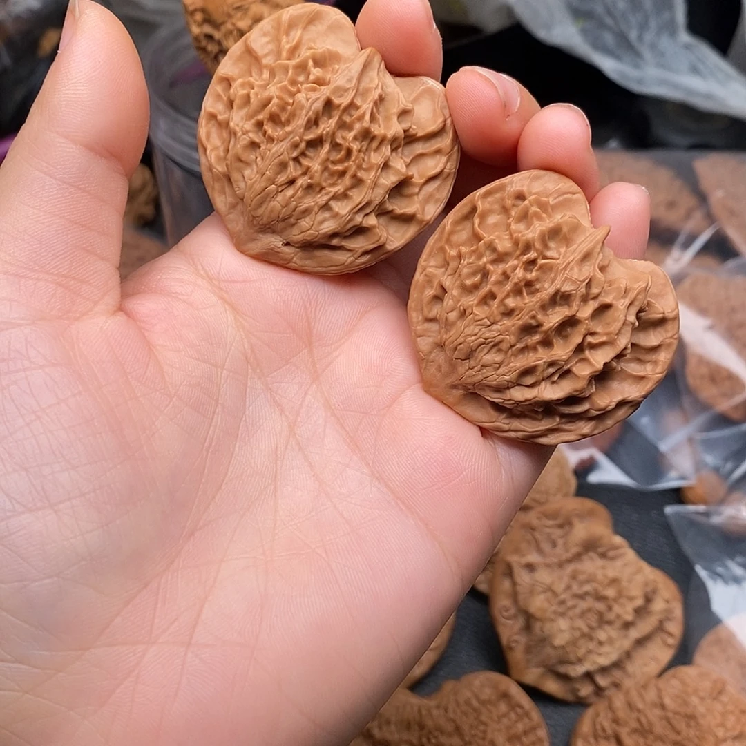 抽***水吊坠文玩核桃桃心