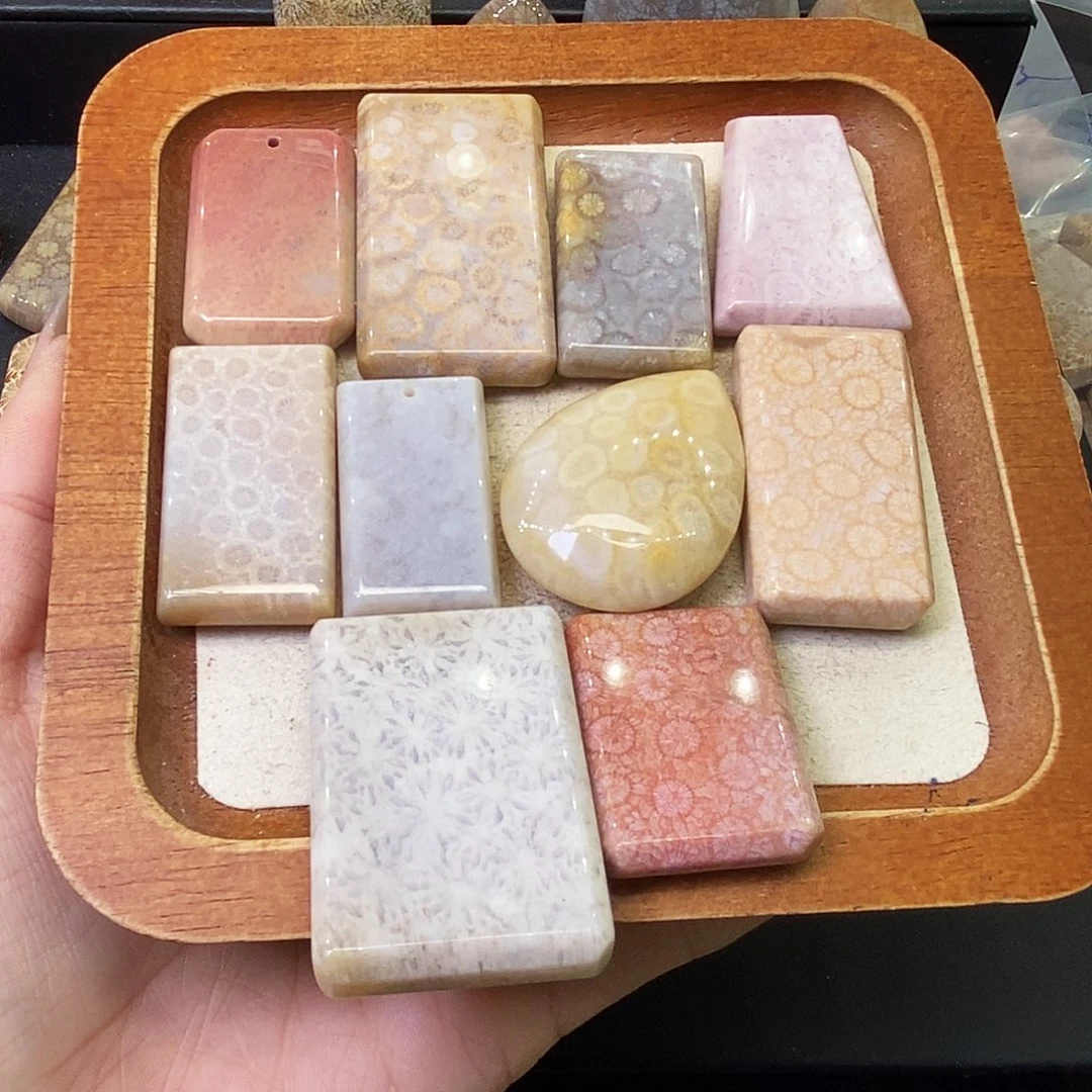 硅化玉颈饰合金清*秀