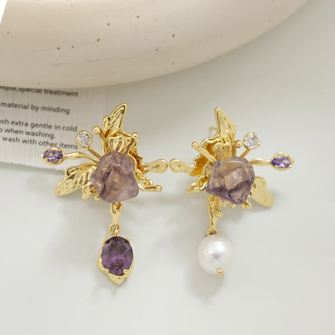 铜合金石英石耳饰 「蝴蝶戏」不对称耳钉气质轻奢瑞丽复古少女耳环