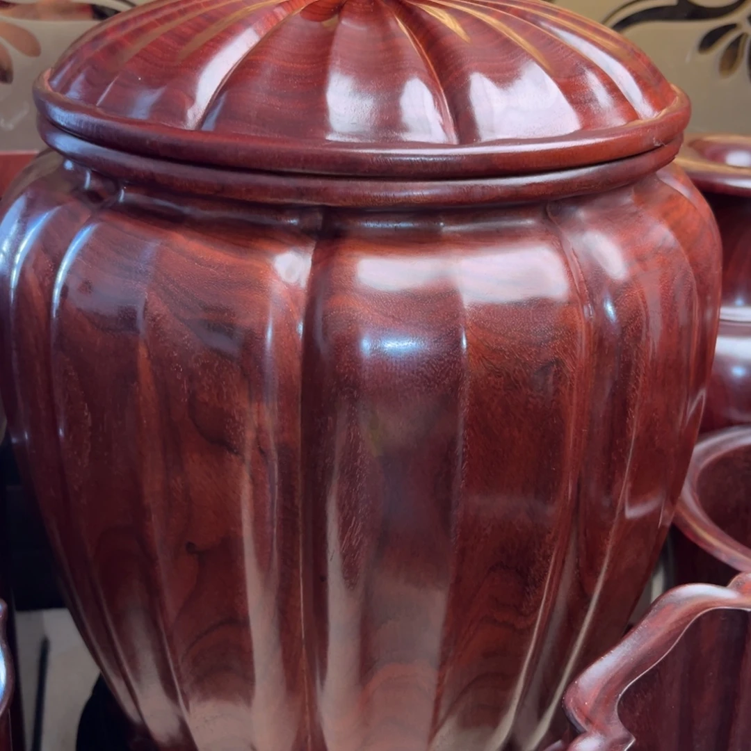 檀香木小叶紫檀大罐子