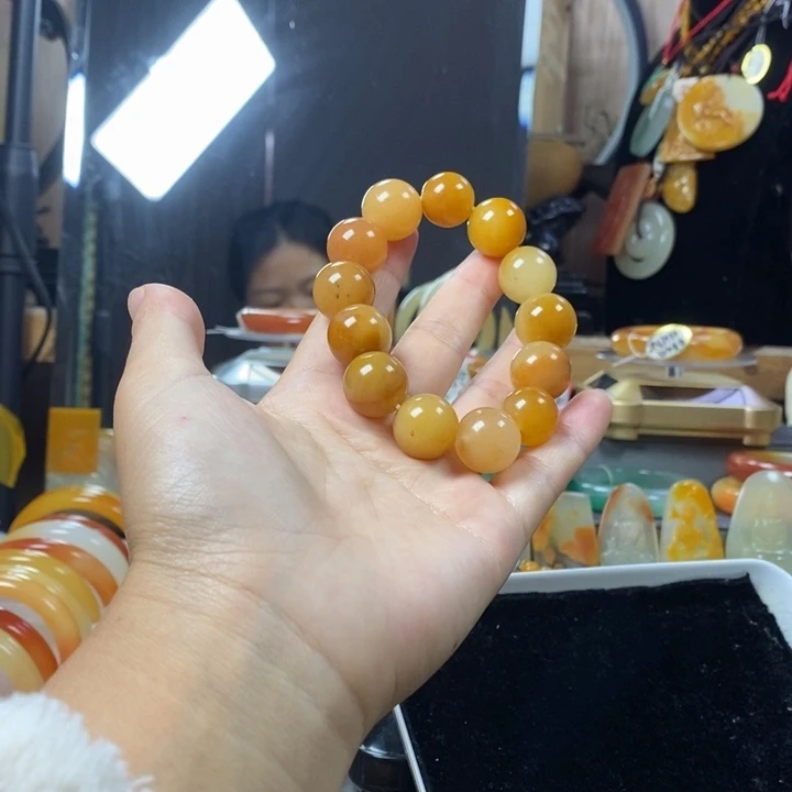 石英质玉（黄龙玉）未镶嵌手链