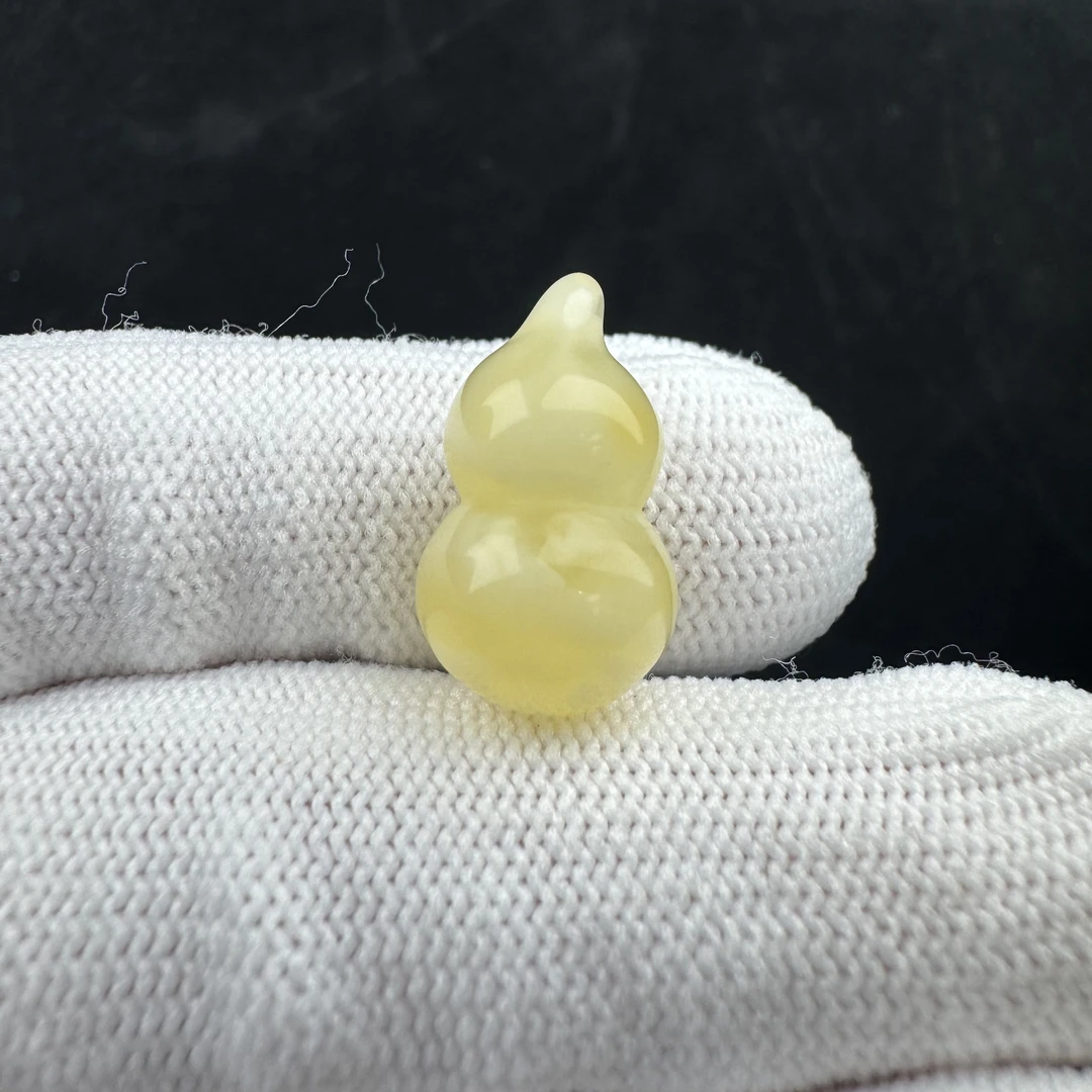 Y5414天然原矿蜜蜡 葫芦11*19.3mm支持复检假一罚十