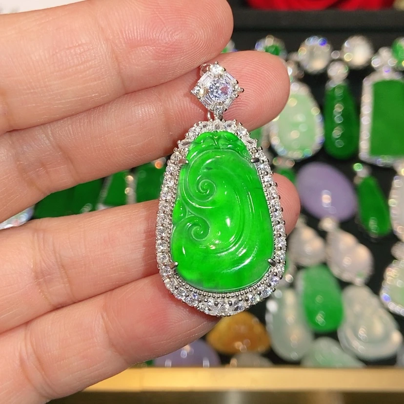 【闪购商品】颈饰未镶嵌翡翠天然翡翠