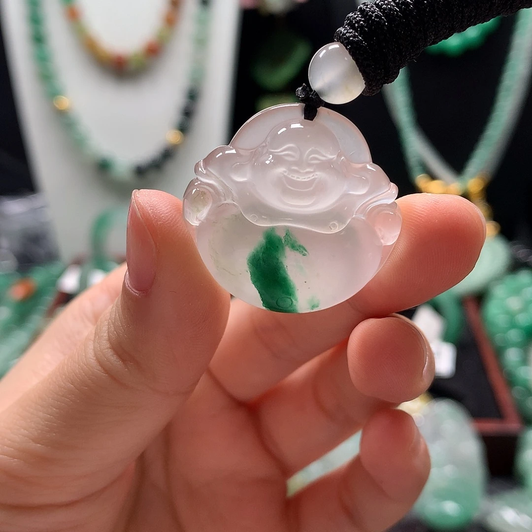 碧***溪石英质玉未镶嵌吊坠