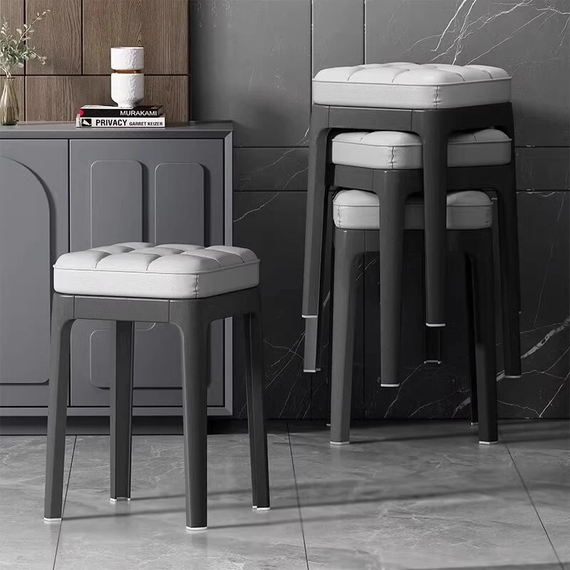 家用可叠放凳子加厚软包简约餐椅塑料椅子轻奢高级餐桌椅客厅高凳