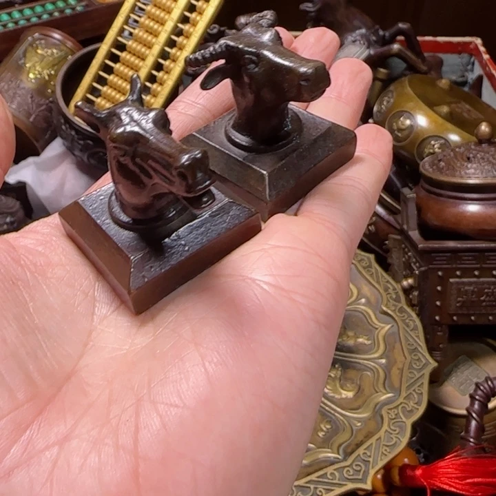 铜器把玩摆件链接